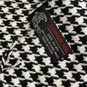Black & White Scarf